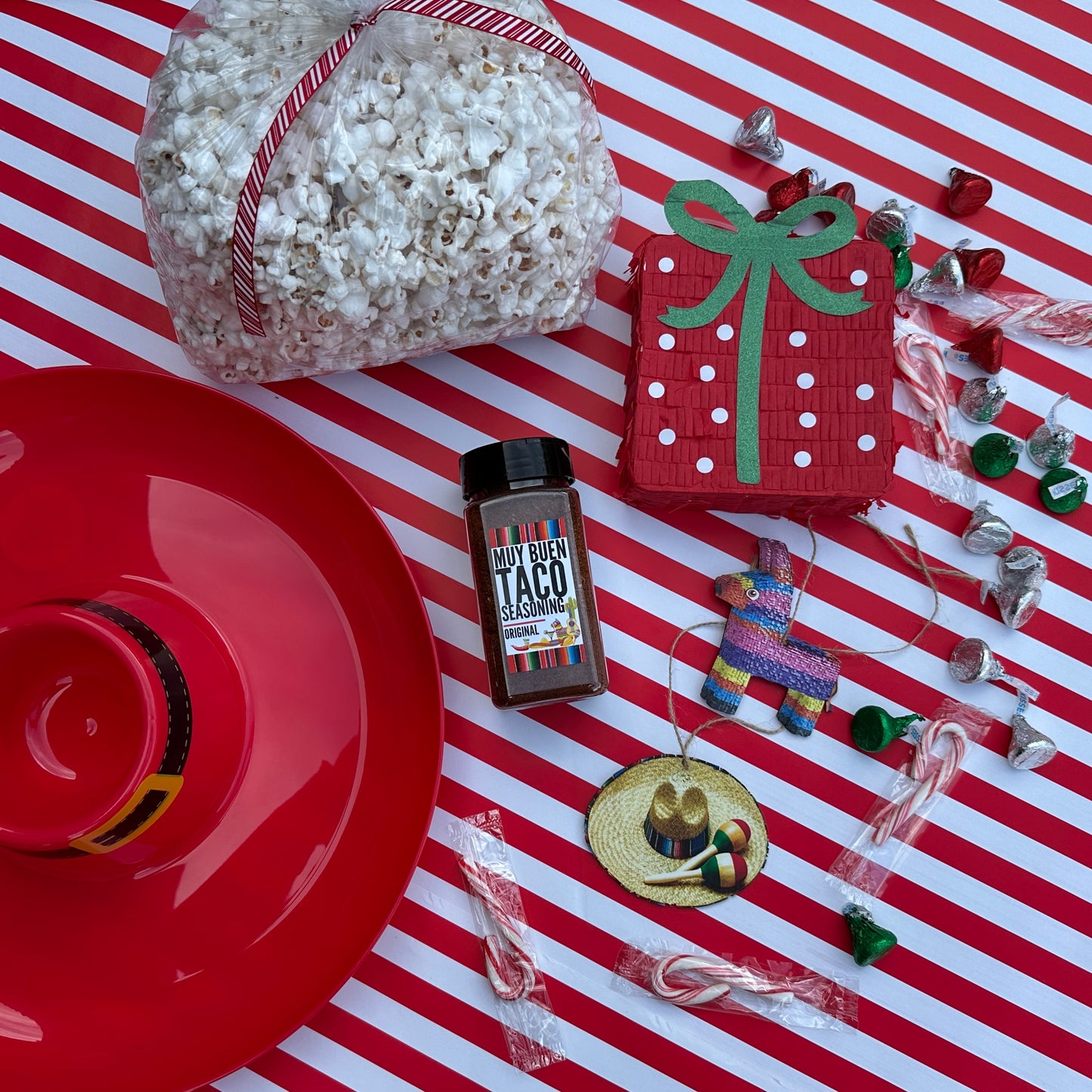 FELIZ NAVIDAD Gift Bundle